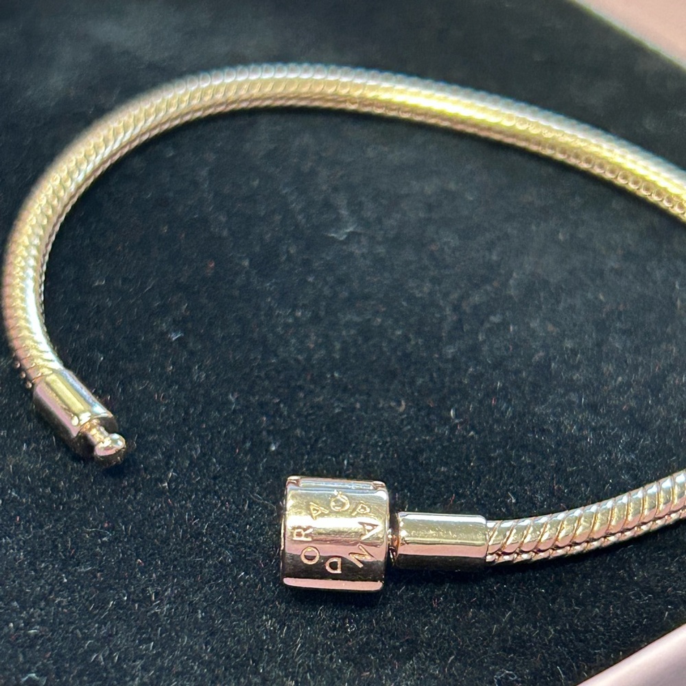 NWT Rose Gold Pandora Bracelet - Size 6.3 - Picture 5 of 7